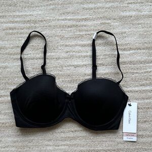 NWT Calvin Klein Everyday Strapless Black Bra 5 Way Convertible QF4475 Size 34C